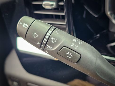 New 2026 GMC Sierra 1500 Elevation image 19