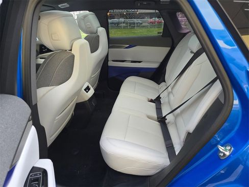 New 2026 Cadillac Optiq Luxury 1 image 16