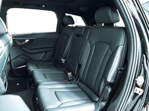 New 2025 Audi Q7 3.0T Prestige image 23