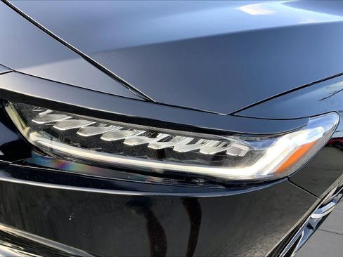 Used 2021 Honda Accord Sport image 27