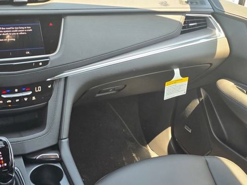 New 2026 Cadillac XT5 Luxury FWD image 19