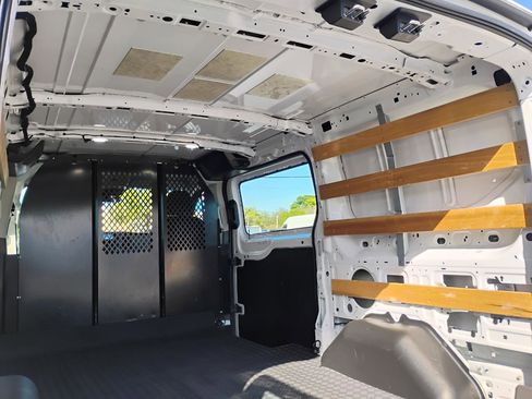 Used 2024 Ford Transit 250 Low Roof w/ Exterior Upgrade Package image 14