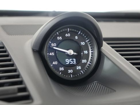 Certified 2026 Porsche 911 Carrera T RWD image 33