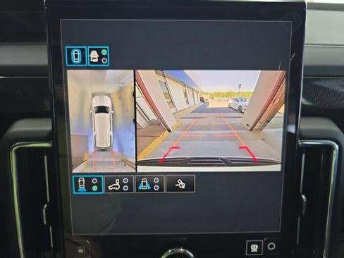 New 2026 GMC Yukon XL Elevation w/ Elevation Premium Package AWD/4WD image 17