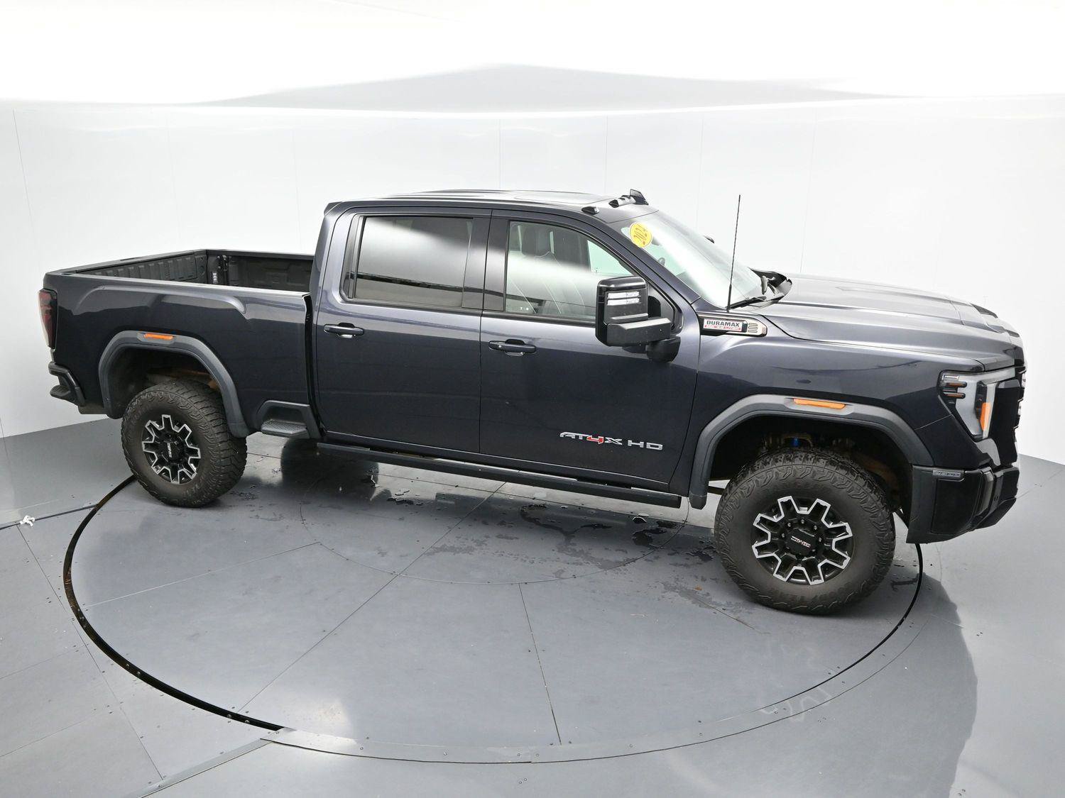 Used 2024 GMC Sierra 2500 AT4X AWD/4WD image 42