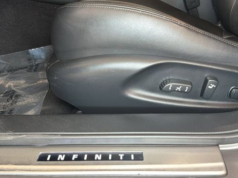 Used 2011 INFINITI M37 w/ Premium Pkg RWD image 20