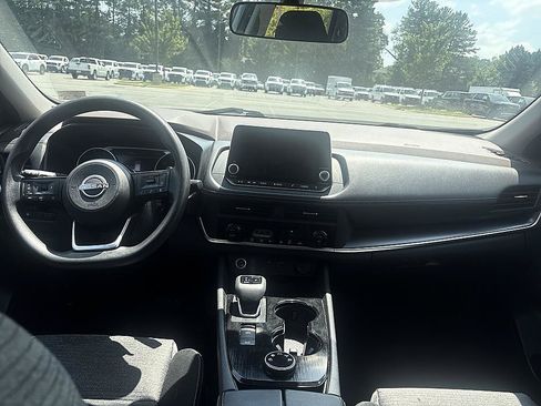 Certified 2023 Nissan Rogue SV AWD/4WD image 14