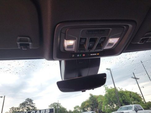 Used 2024 GMC Sierra 2500 Denali w/ Denali Reserve Package image 21