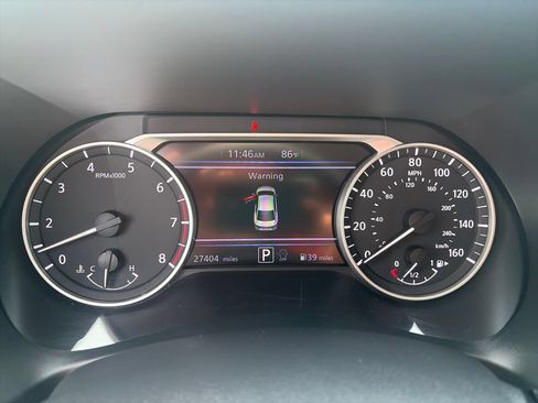 Used 2025 Nissan Sentra SV FWD image 16