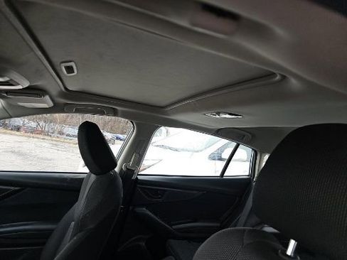 Used 2021 Subaru Impreza Premium image 7