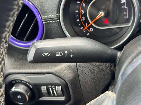 Used 2018 Jeep Wrangler Unlimited Sahara AWD/4WD image 21