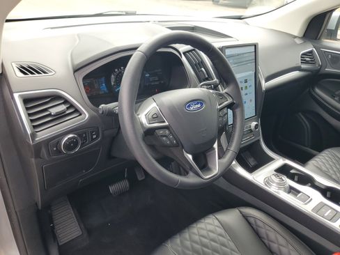 Used 2024 Ford Edge Titanium w/ Equipment Group 301A AWD/4WD image 13