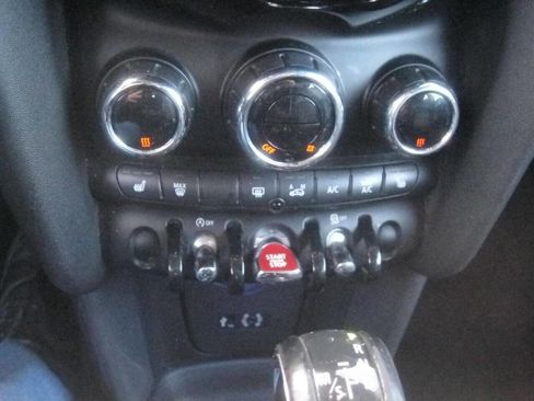 Used 2015 MINI Cooper 2-Door Hardtop image 19