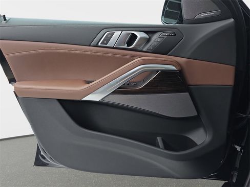 New 2026 BMW X6 xDrive40i image 26