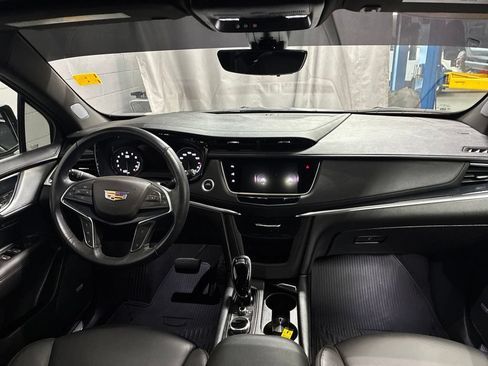 Used 2024 Cadillac XT5 Premium Luxury w/ Technology Package AWD/4WD image 13