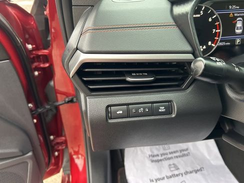 Used 2022 Nissan Altima 2.5 SR FWD image 12
