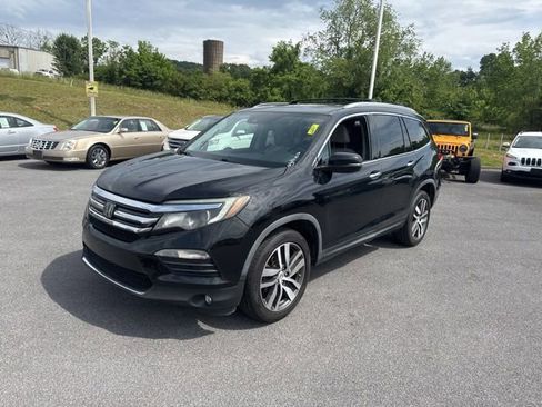 Used 2016 Honda Pilot Touring image 4