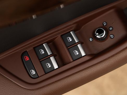 Used 2017 Audi A4 2.0T Ultra Premium w/ Audi MMI Navigation Plus image 41