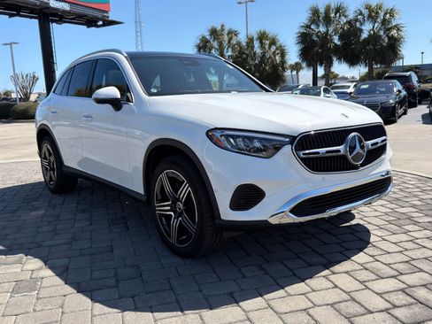 Used 2026 Mercedes-Benz GLC 300 image 7