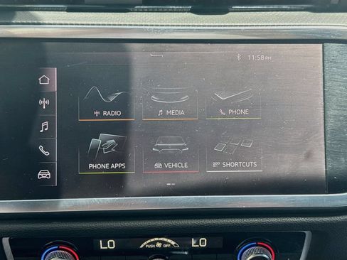 Used 2020 Audi Q3 2.0T Premium AWD/4WD image 14