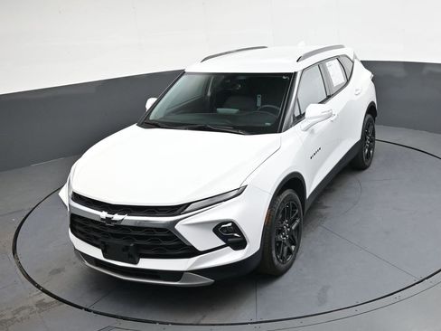 Used 2024 Chevrolet Blazer LT image 31