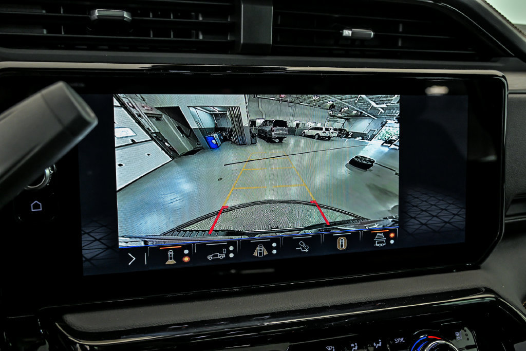 New 2026 GMC Sierra 2500 AT4 w/ AT4 Premium Plus Package AWD/4WD image 16
