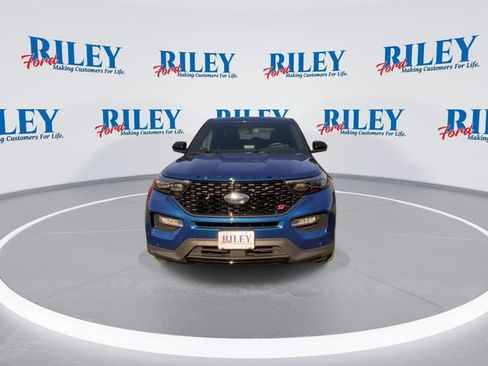 Certified 2021 Ford Explorer ST w/ Equipment Group 401A image 3