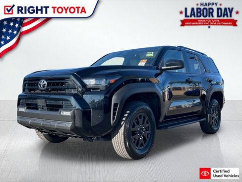 Certified 2025 Toyota 4Runner SR5 AWD/4WD image 1
