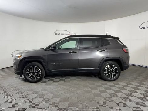 Used 2023 Jeep Compass Limited AWD/4WD image 7