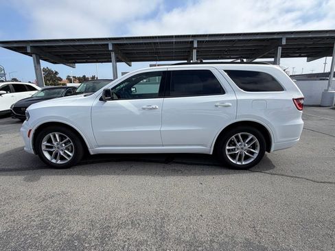 Used 2024 Dodge Durango GT RWD image 2