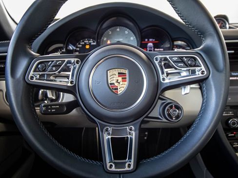Used 2017 Porsche 911 Carrera S image 32