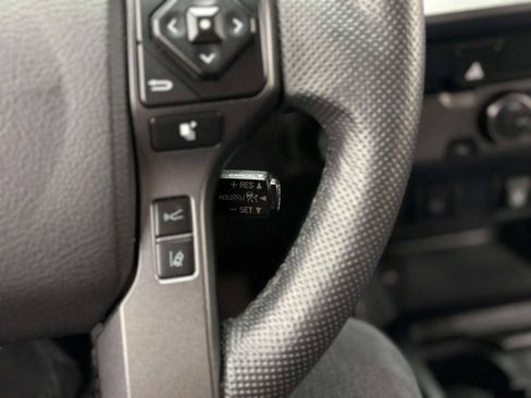 Used 2021 Toyota Tacoma TRD Sport RWD image 30