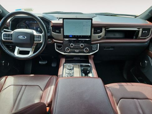 Used 2024 Ford Expedition Limited AWD/4WD image 10