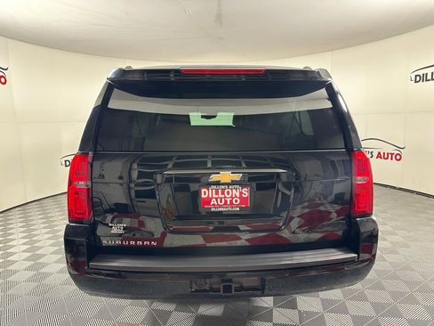Used 2019 Chevrolet Suburban LT image 5