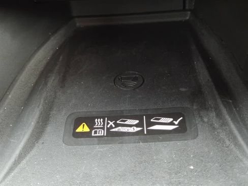 Used 2024 Buick Encore GX Sport Touring w/ Comfort Package AWD/4WD image 7