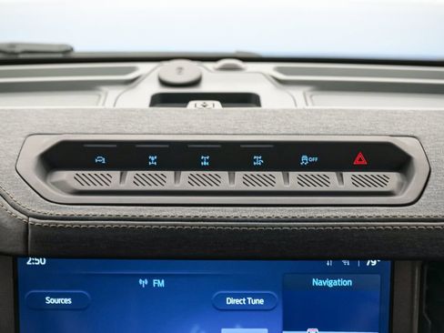 Certified 2025 Ford Bronco Badlands AWD/4WD image 19