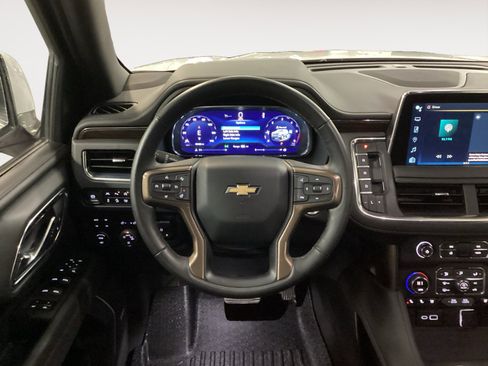 Used 2024 Chevrolet Tahoe High Country image 12