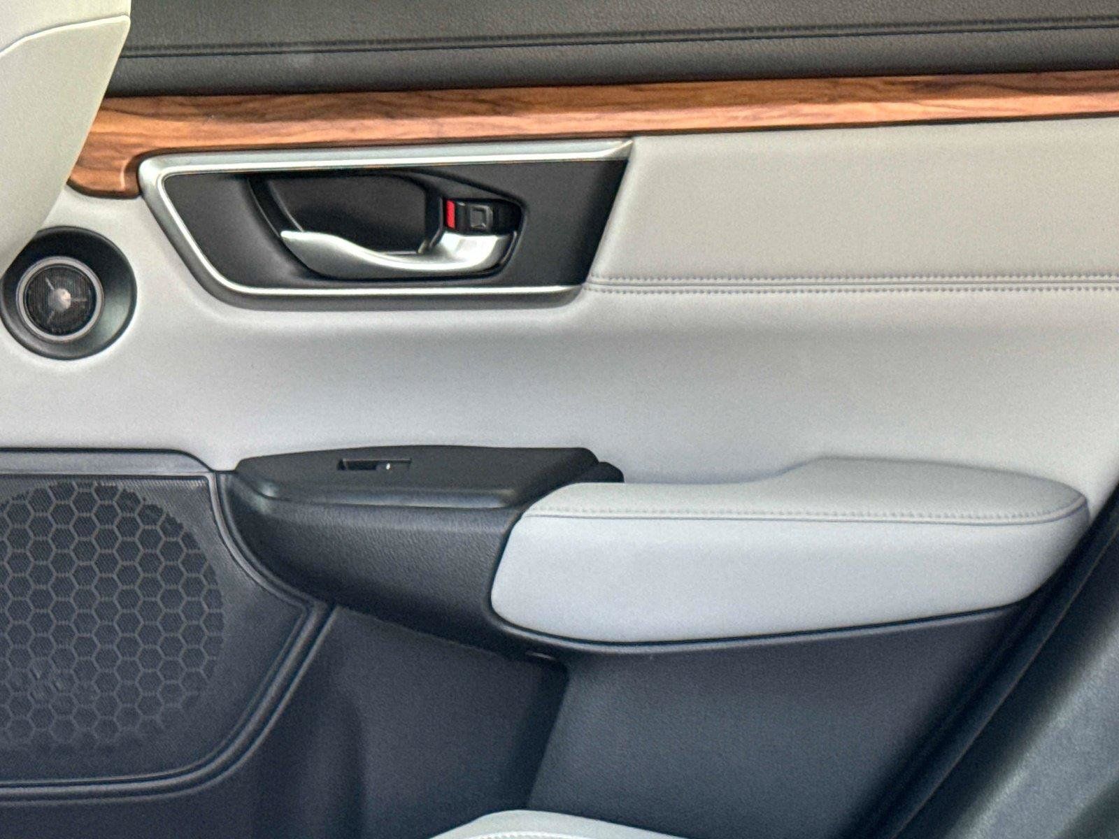 Used 2022 Honda CR-V EX-L image 16