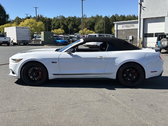 Used 2017 Ford Mustang GT Premium w/ Equipment Group 401A RWD image 2