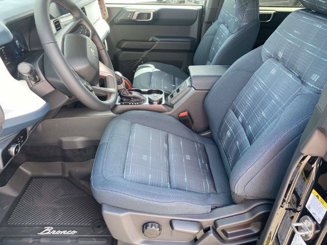 New 2026 Ford Bronco Heritage Edition AWD/4WD image 12