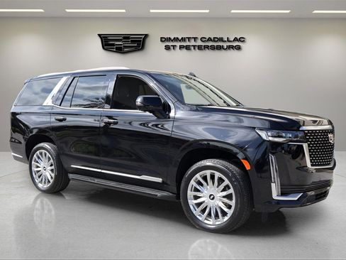 Certified 2023 Cadillac Escalade Premium Luxury image 7