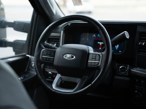 Used 2024 Ford F250 Lariat AWD/4WD image 18