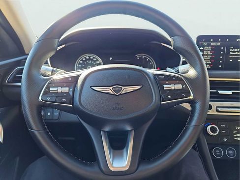 Used 2025 Genesis G70 2.5T AWD/4WD image 16