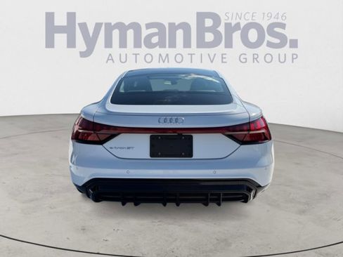 Used 2023 Audi e-tron GT Premium Plus image 4