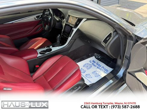 Used 2017 INFINITI Q60 Red Sport 400 AWD/4WD image 16