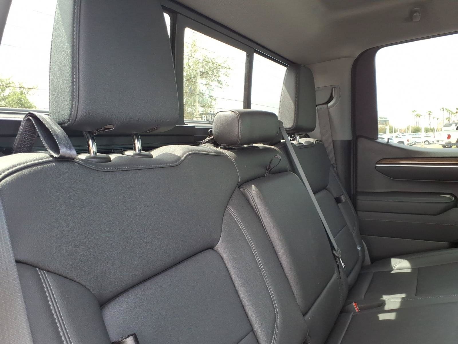 Used 2025 Chevrolet Silverado 1500 LT Trail Boss w/ LT Trail Boss Premium Package AWD/4WD image 14