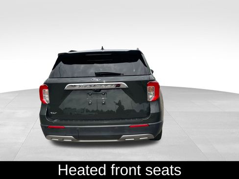 Used 2024 Ford Explorer XLT w/ Equipment Group 202A image 7