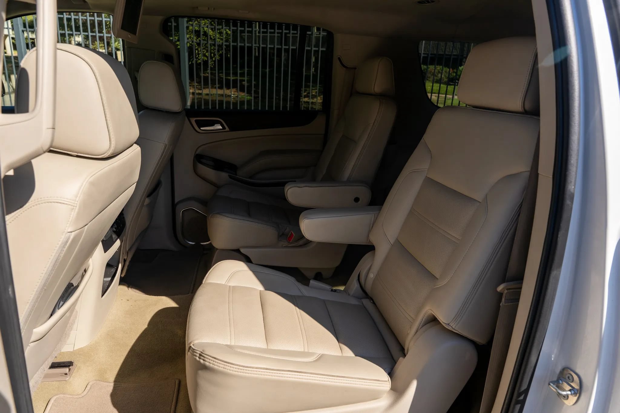 Used 2018 GMC Yukon XL Denali w/ Denali Ultimate Package AWD/4WD image 14