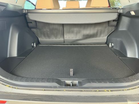 Certified 2025 Toyota RAV4 LE AWD/4WD image 33