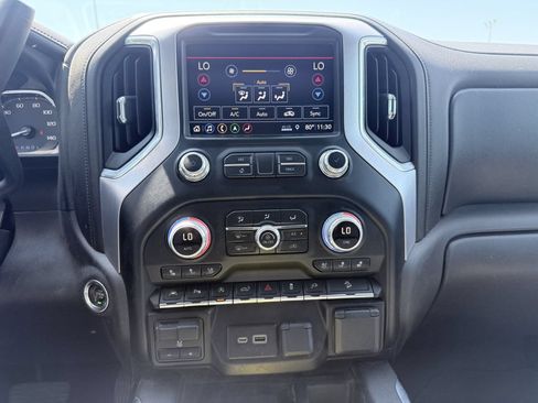 Used 2019 GMC Sierra 1500 SLT w/ SLT Premium Plus Package AWD/4WD image 10